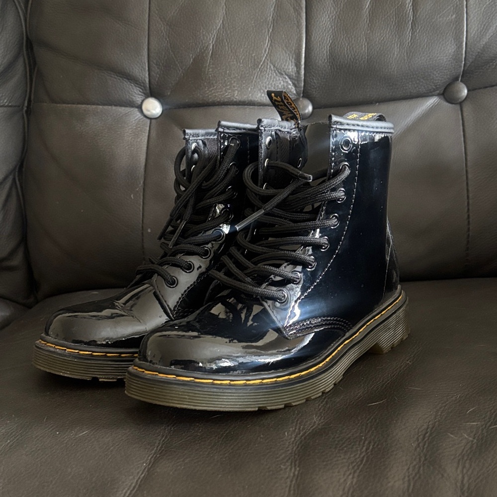 Dr. Martens Juniors Black Lace-Up Boots